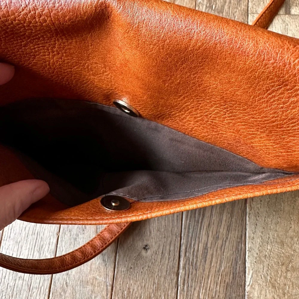 Vegan Leather Brown Crossbody Bag Womens Small Modern Casual Boho Minimalist‎